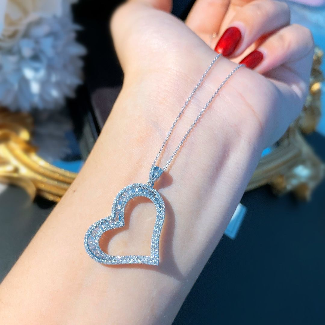 Amour Diamond Necklace - Image 3