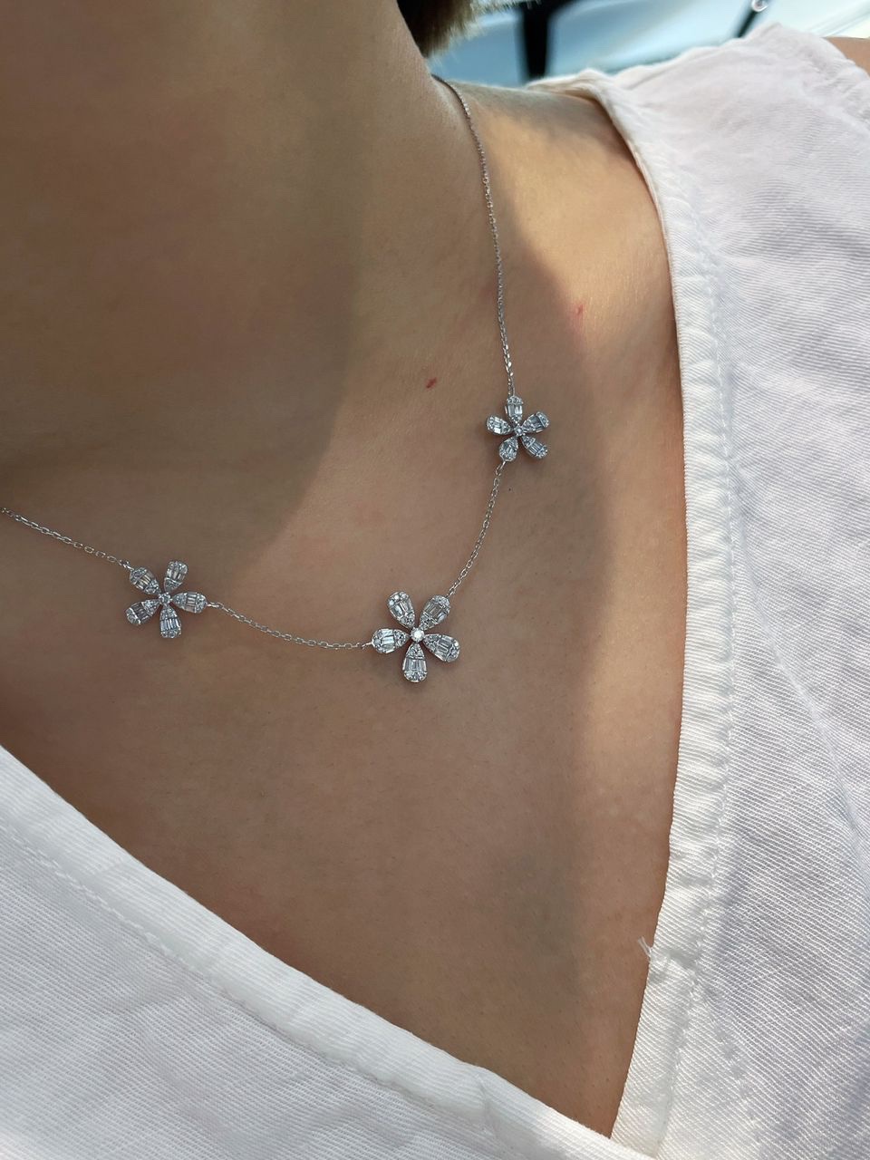 Fleur Diamond Necklace - Image 2